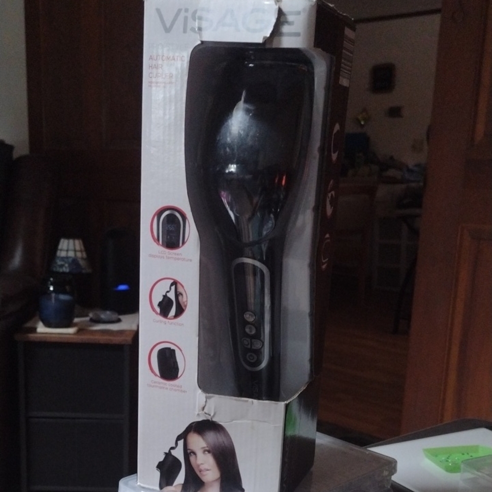 Sage Black Automatic Hair Curler - Gloss Black